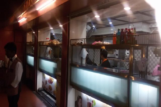 HOTEL FARHAT EXECUTIVE